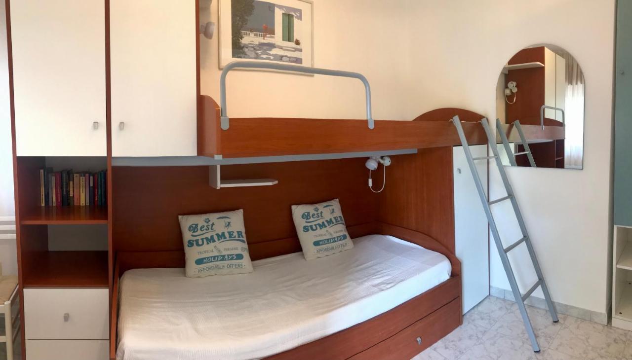 Villaggio Le Ginestre Apartment